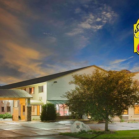 ซูเปอร์ 8 บาย วินด์แฮม ไอโอวาฟอลล์ Hotel Iowa Falls ภายนอก รูปภาพ